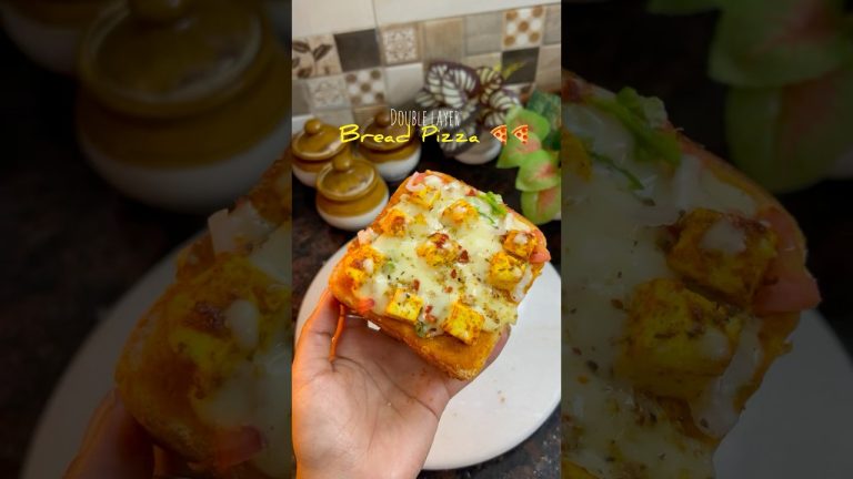 Double layer cheesy bread pizza 🍕😍🫶#shortsfeed #viralshort #foodie #recipe #easyrecipe