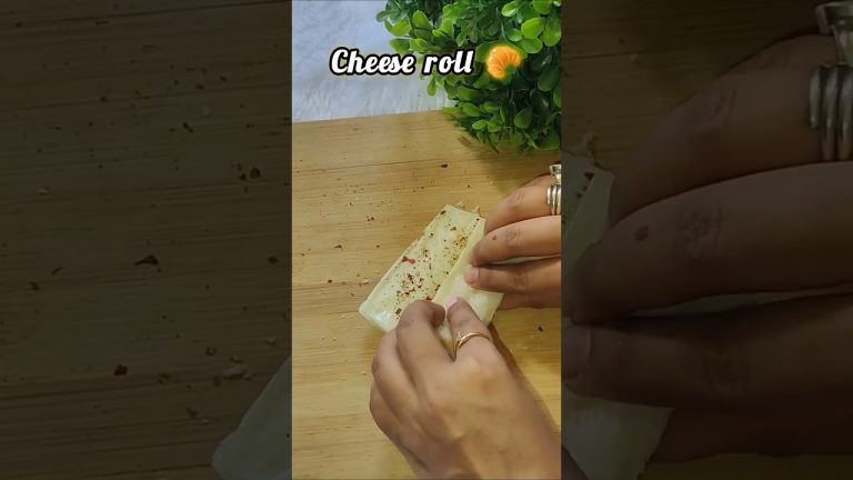 Bread cheese roll 🥐 #trending #breakfast #bread #cheese #recipe #snacks #eveningsnacks  #maaerratna