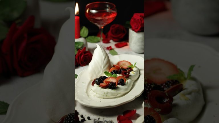 Leaves Pavlova #dessert