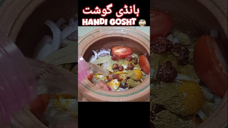 Handi mein banaya bht hi lazeez Gosht #handigosht #claypotcooking #recipeshorts #shortsfeed #youtube