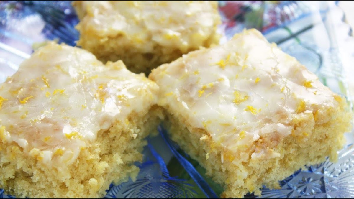 One Bowl Lemon Brownies – Super Easy Recipe