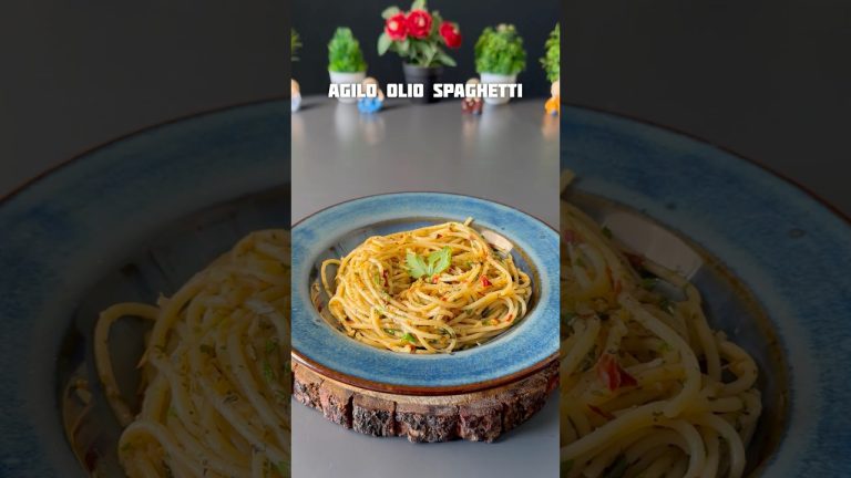 Quick Agilo Olio Spaghetti Recipe #short #sphagetti #recipes #quickrecipe