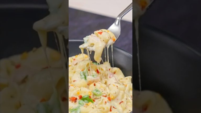 White Sauce Macaroni Pasta Recipe – चीज़ी वाइट सॉस पास्ता कैसे बनाये – Best Macaroni #KabitasKitchen