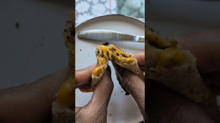 Bread Cheese Roll 🧀 || Quick Cheesy Snack with Italian Twist || 5-Min Bread Hack #shorts