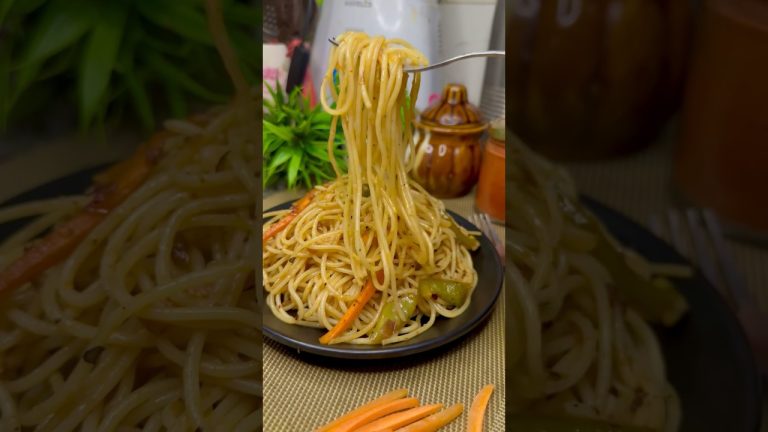 Spaghetti 🍝 Indian style  #krishnaskitchen0601👩‍🍳 #spaghetti #noodles#viral #easyrecipe#trending