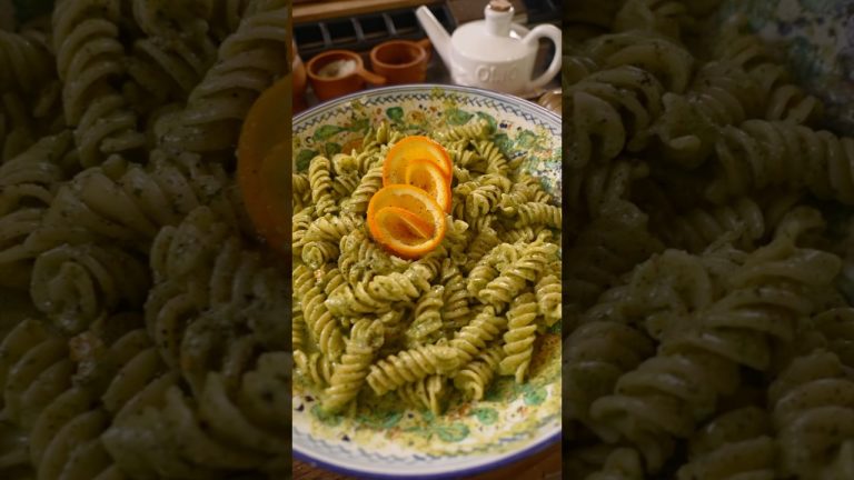 Orange Peel Parsley Pesto Pasta #italianrecipes #food #cooking #italianfood #pastaqueen
