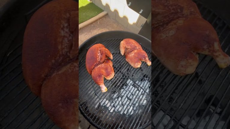 BBQ pork ribs and whole chicken halves.#bbq #bbqtips #weber #bbqchicken #porkribs