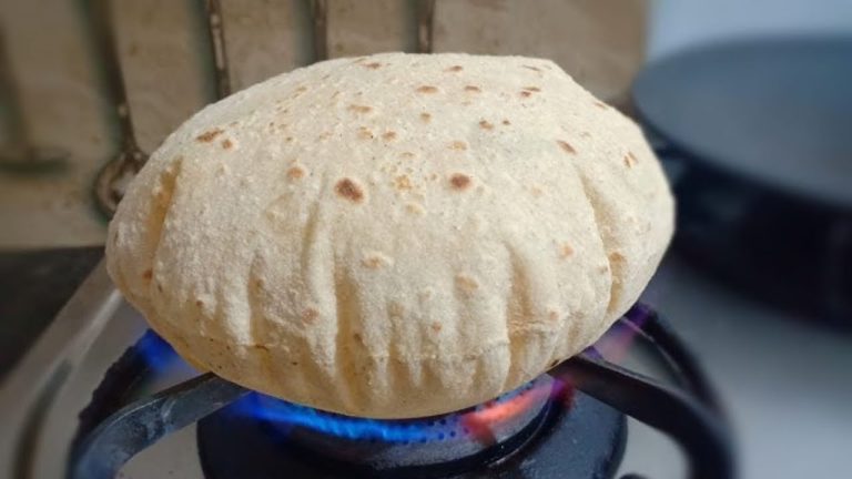 How to make Soft Chapati and Roti-Indian Flat Bread Recipe |  Phulka Roti |  Fluffly Roti