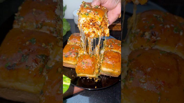 #ytshorts Masala pav sliders cheesy & spicy recipe | Easy party snacks