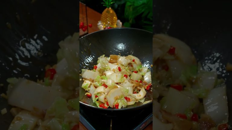 Stir-fried cabbage like this is especially delicious.  #recipe #foodtutorial #cooking