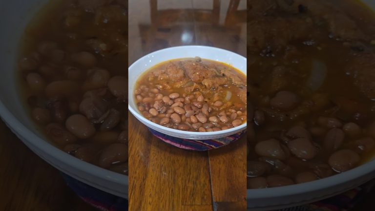 Chicharrones En Salsa /pork Rinds In Sauce