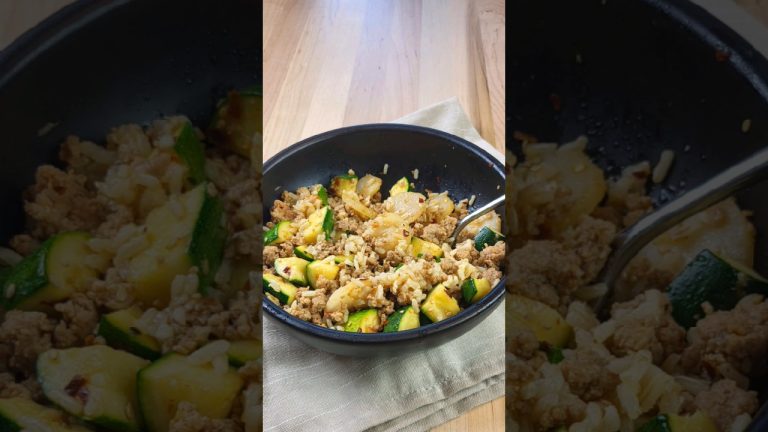 Spicy Ground Pork and Zucchini Stir Fry #zucchini #stirfry #spicy