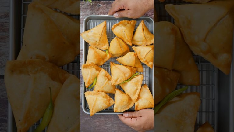 Barish+ samosa + chai = Heaven #bharatzkitchen #food #cookingrecipes