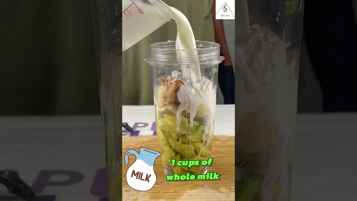 powerful Smoothie Avocado & Banana for Weight Gain