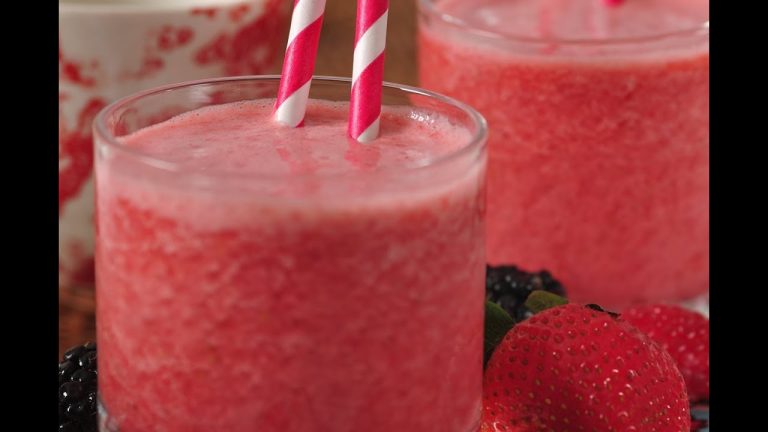 Fruit Smoothies Recipe Demonstration – Joyofbaking.com