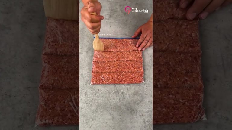 This is how my mom freezes meat ,makes cooking so much easier!#cookong #meat #freezing #tricks