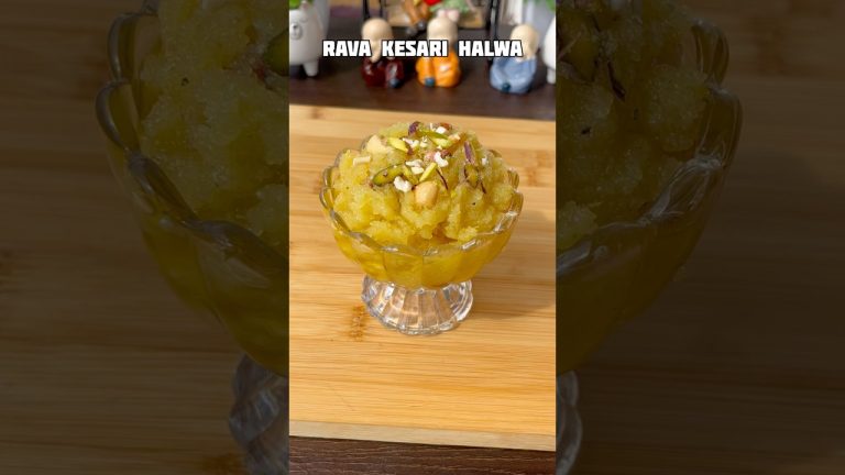 Rava Kesari Halwa Recipe #shorts #halwa #recipe #dessert #trending #suji #shortvideo #viral #kesari