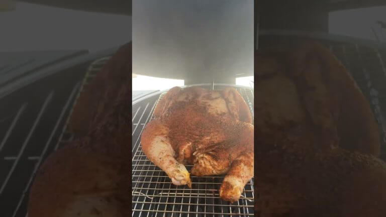 Spatchcock chicken on the Oklahoma joes Bronco #bbq #bbqfood #thermoworks #oklahomajoebronco