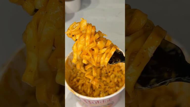 viral buldak mac and cheese recipe 🔥 #shorts #buldak #cooking #recipe #food #easyrecipe #snacks