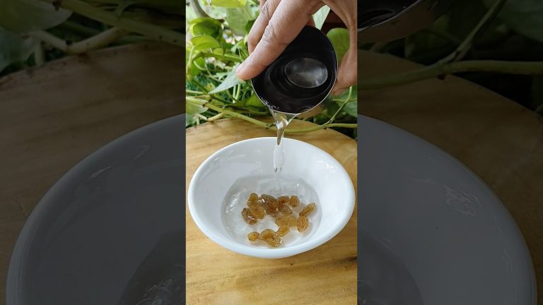 Kishmish & Banana Shake For High Energy ⚡ | #shorts #shortsfeed #ytshorts #recipe #healthylifestyle