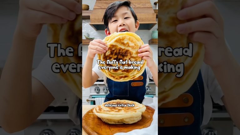 The best fluffy flat bread! 🍞 Dash used Fast & Easy’s recipe for this amazing bread 😋 #kidchef