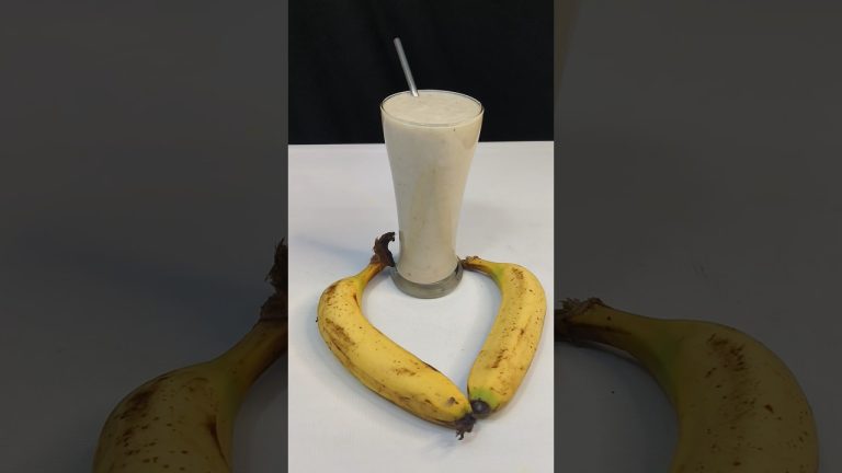 Healthy Banana Milkshake ll #asmr #shorts #bananamilkshakerecipe