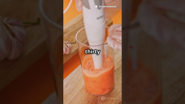 Healthy Carrot Cake Smoothie Recipe 🥕🍰 | Quick & Tasty Breakfast! #Shorts #shortsfeed #Smoothie