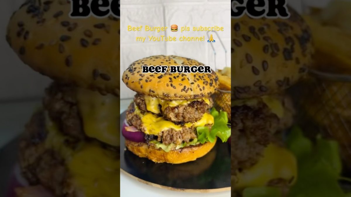 Beef Burger recipe 😋#food #homecuisine #recipe #rajabfamily #cooking #beefrecipes #indianfood