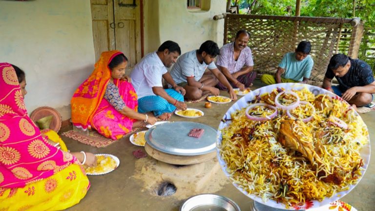 বর্ষার দিনে বাড়ির সবাই মিলে জমিয়ে বিরিয়ানি খেলাম | Chicken Dum Biryani Recipe |