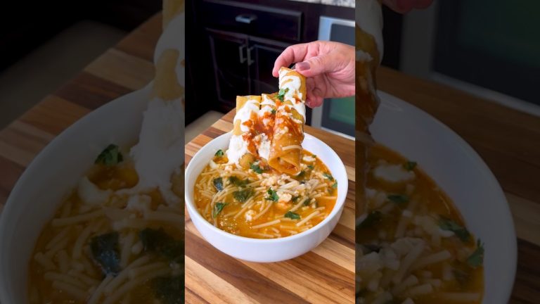 Sopita de Fideo con Taquitos de Queso #shorts