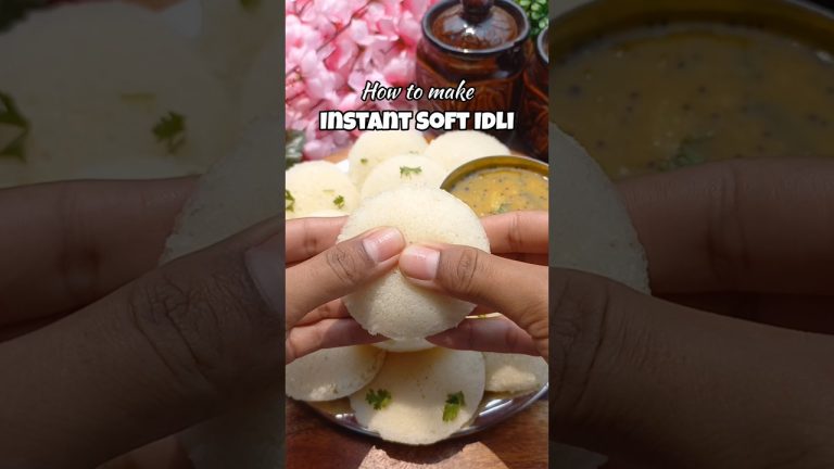 How to make instant Soft Idli? 😍 #idlirecipe #southindianfood #recipe #foodiefromgwalior #cooking