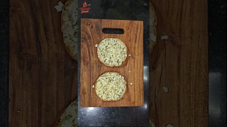 Cheese Garlic Bread Recipe | आसान और टेस्टी चीज़ गार्लिक ब्रेड #shorts #teamfx  #manifestedit