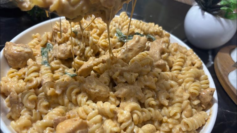 Marry Me Chicken Pasta Recipe | Creamy and Cheesy Pasta Recipe | Recipe by Maryam Umer