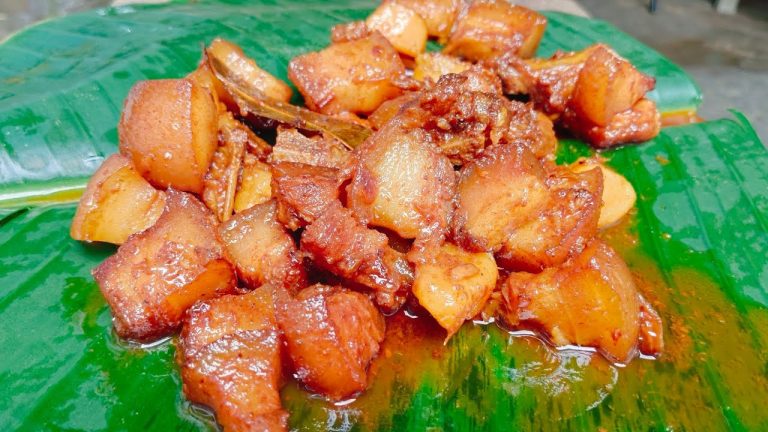 Pork Cooking Recipe | Pork Fat Curry | How To Cook Pork Meat | Pork Curry Village Style| Pork Eating