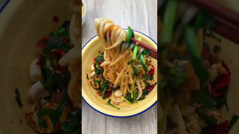 Spring onion mixed noodles#like #cooking  #pork #food #frywings #recipe