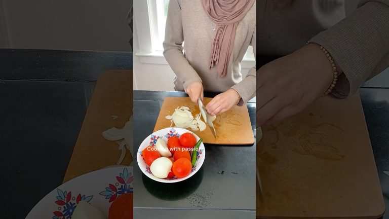 Boneless chicken handi