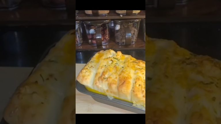 Garlic Bread Recipe |Cheese Garlic Bread Recipe |Softest Bread Recipe #garlicbreadrecipe #bread
