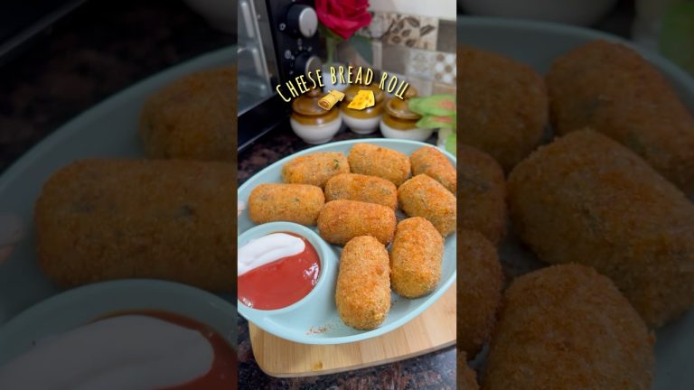 Cheese bread roll recipe 😋☘️😍#snacks #food #recipe #shorts #cooking