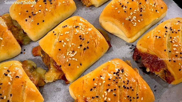 Stuffed Chicken Bread Recipe | Easy Chicken Bread Recipe 😋by Samreen Sabah