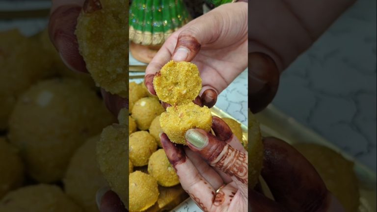 Rajasthani Besan ke Laddu | राजस्थानी बेसन के मुठिया लड्डू #besanladdoo #rakhispecial #geetascooking