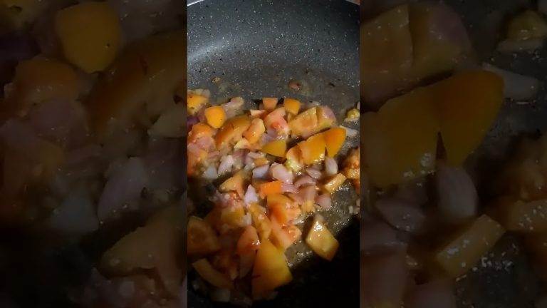 Fried Chicken Meat with Sauteed Tomatoe and Onion #shortvideo #mommieruthie #chickenrecipe