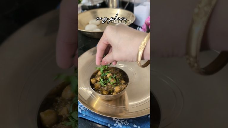 chole bhature #cholebhaturae #chole #homemade #therasoijournal #recipe #cooking #pindicholerecipe