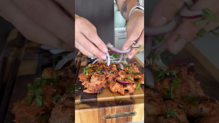 High Protein Chicken Shawarma! Only 300 Calories!🍗🌯🔥#food #shorts #highproteinrecipes