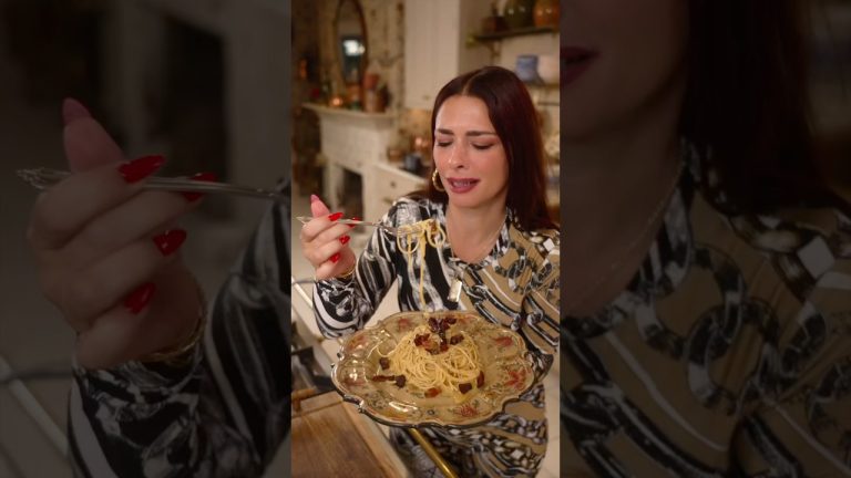 Carbonara Spaghetti #cooking #recipe #italianfood #thepastaqueen