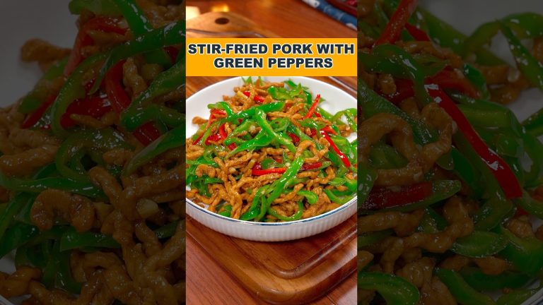 Tasty Recipes😋How to Make Shredded Pork with Green  Red Peppers #shorts #ChineseStirFry #HomeCooking