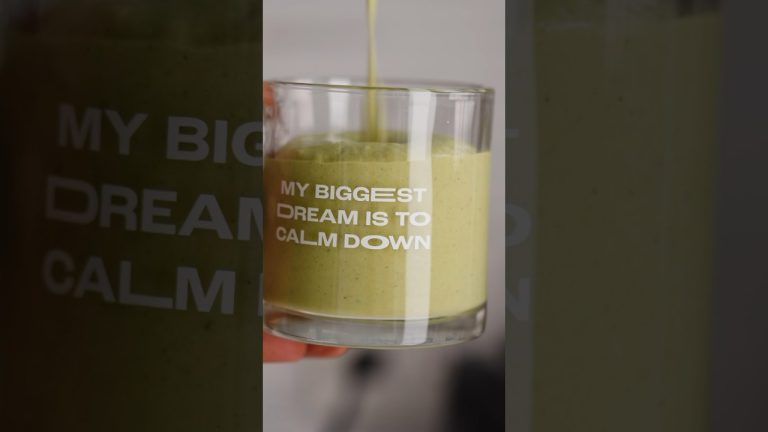 My EVERYWEEK Detox Smoothie #detox #smoothie