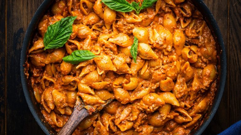 One-Pot Creamy Beef and Shells – Easy Back To School Meal