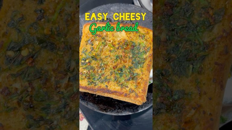 Easy Cheesy Garlic Bread in 10 minutes | Café Style Recipe at Home 🧄🧀