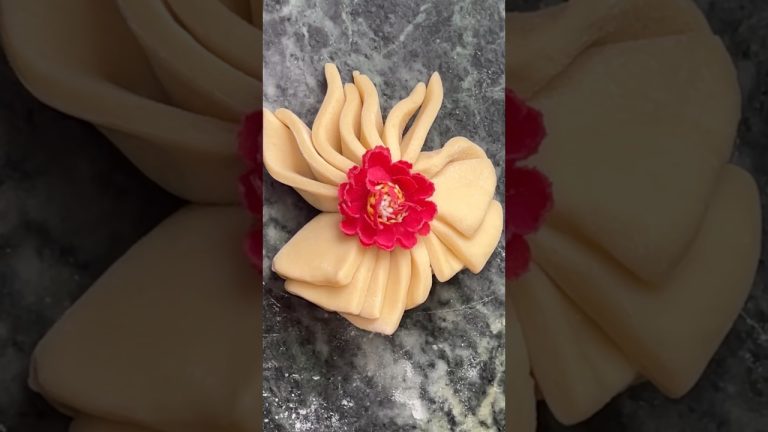 Bunshape🌭🥯#breadshape #shorts #shortsvideo #shortsviral #shortviral #breadbun.craft,Bread shaping