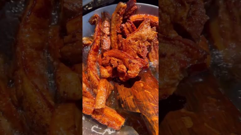 Deep Fried Pork Belly#porkbelly #pork#porkrecipe #viralshorts#youtubeshorts#goviral #cooking #video